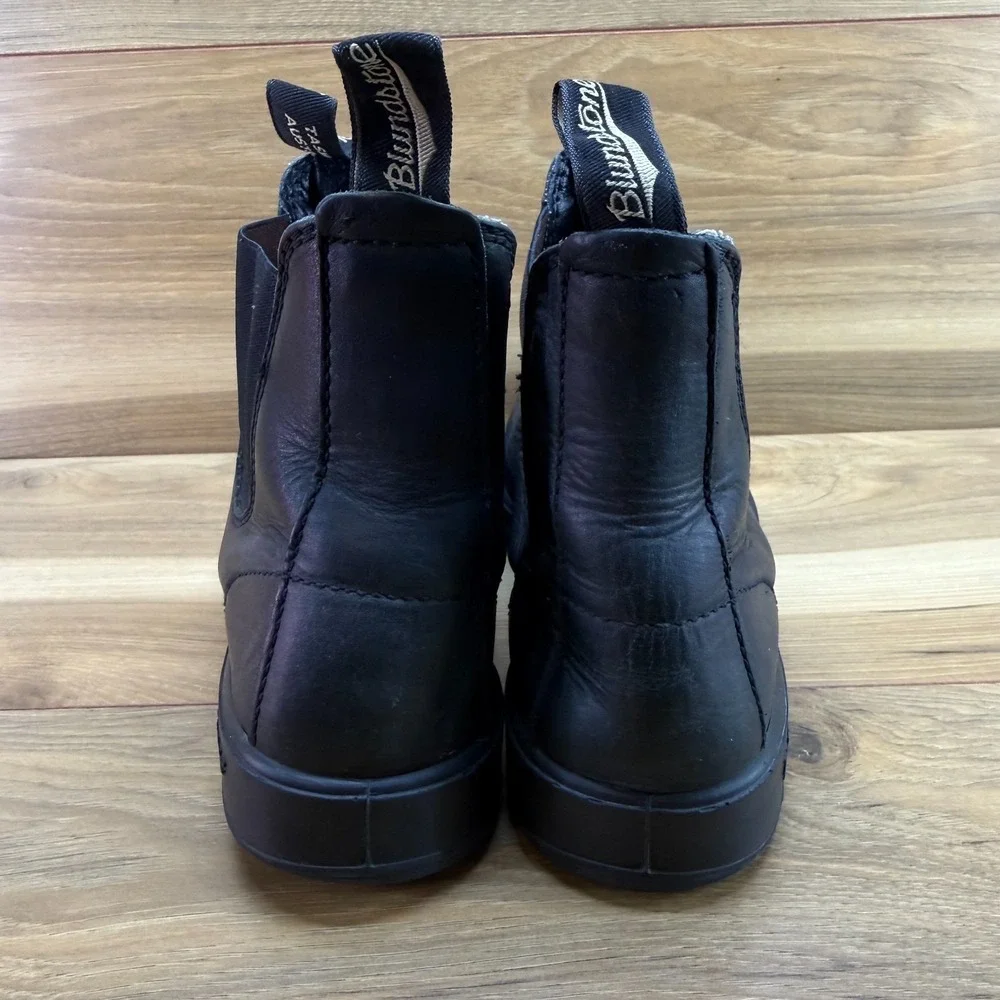 Blundstone Chelsea Boots Black Leather Mens 9 AU 8 Ankle Modern Casual Everyday